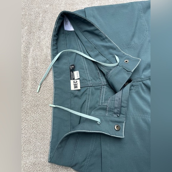Brand new MEC Terrena cargo pants - Picture 3 of 13